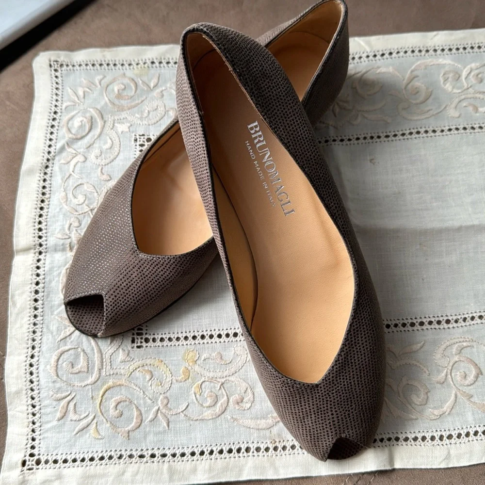 Bruno Magli Peep Toe Wedges - Picture 1 of 5